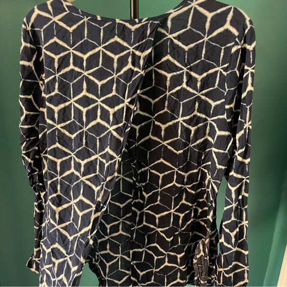 Sz 12 Cotton batik blouse - Picture 4 of 8